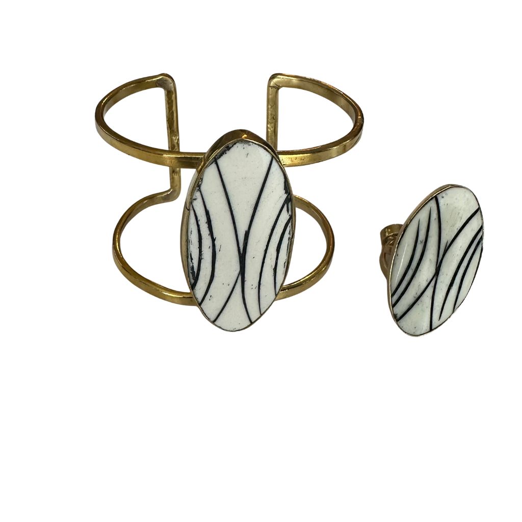 ONTSIA Bronze Ring and Bracelet Set – Handcrafted Statement Jewelry - Black & White - Geometric