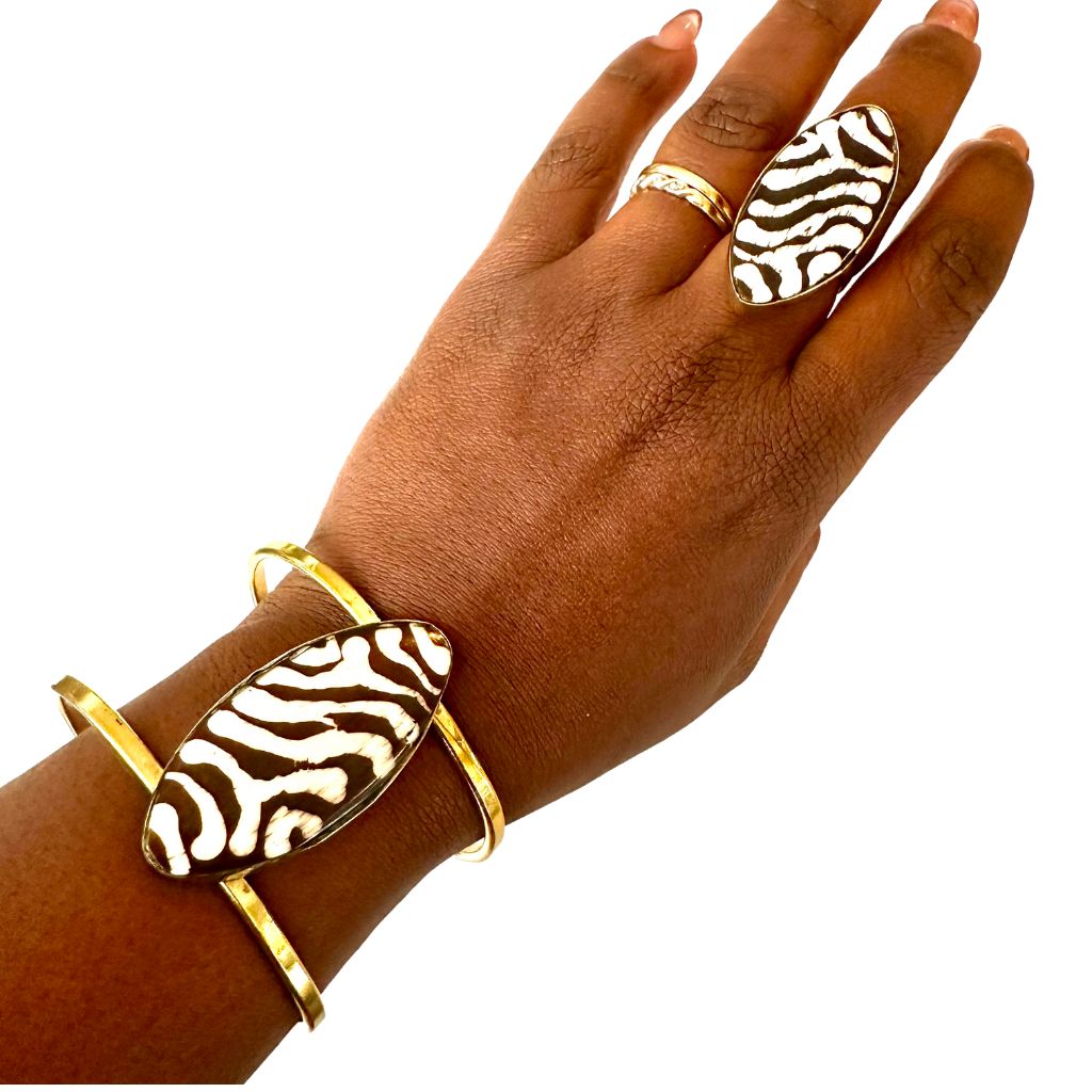 ONTSIA Bronze Ring and Bracelet Set – Handcrafted Statement Jewelry - Black & White - Zebre