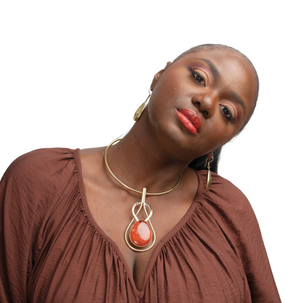 Collier OTSAGUI médaillon en Laiton & Pierre Naturelle 